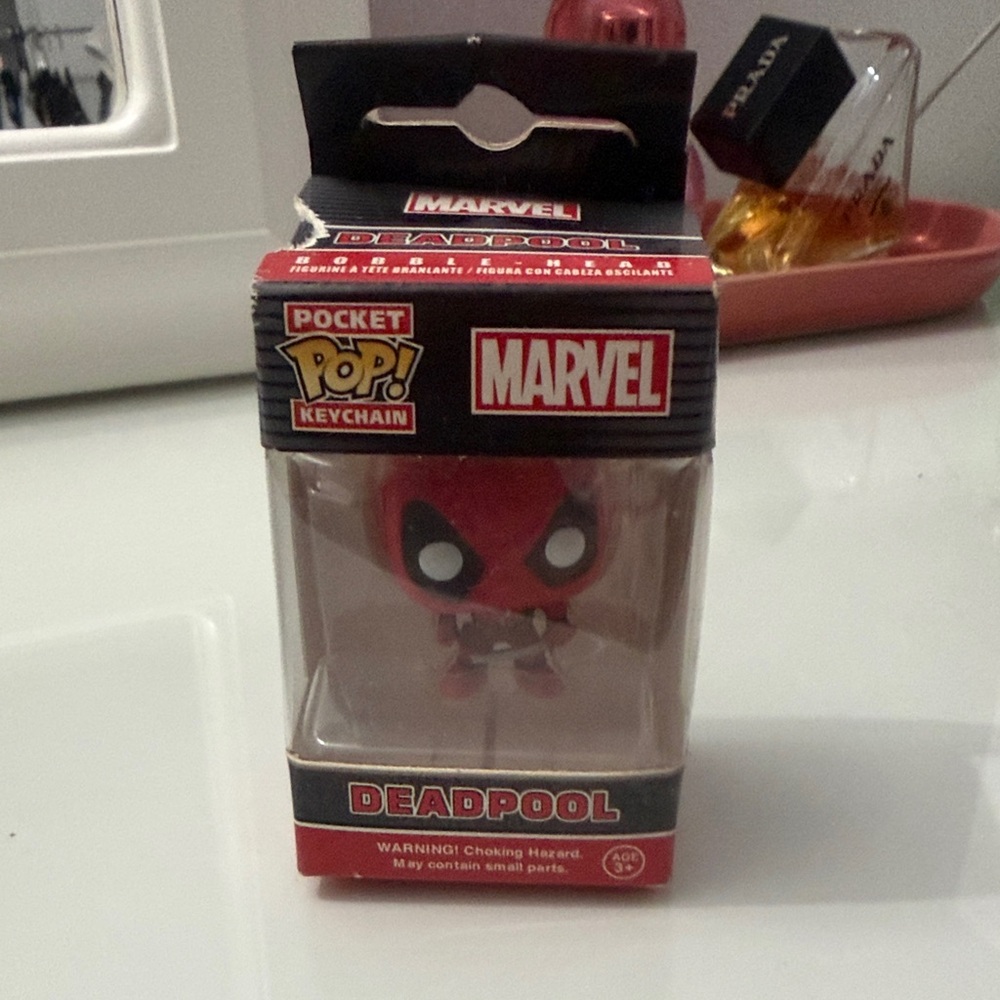 Marvel Deadpool Pocket Pop! Keychain - Red and Black